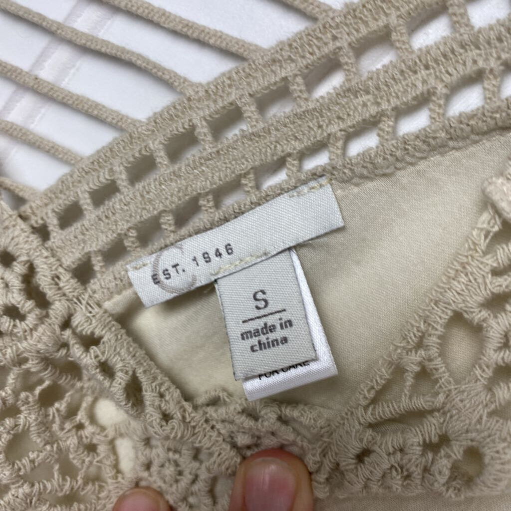 COTTON AND LACE LONG SLEEVED