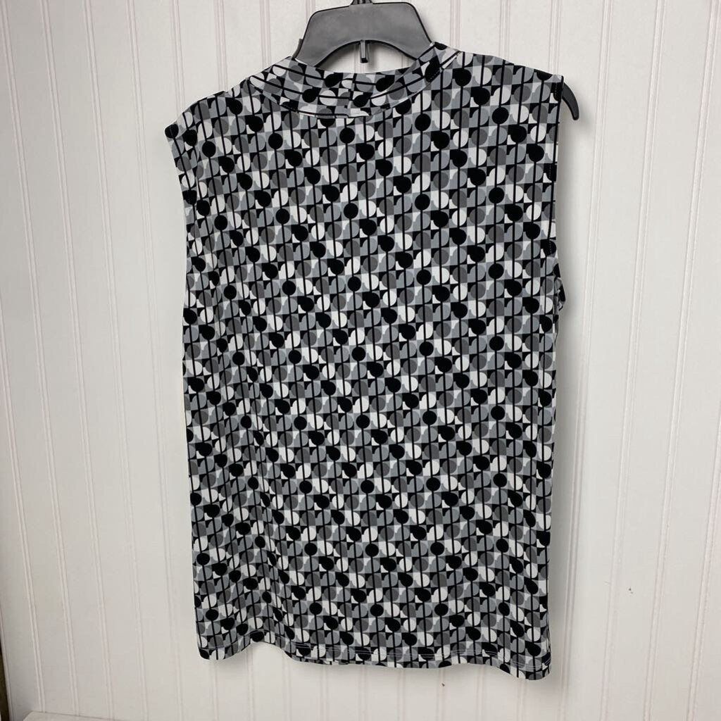 SLEEVELESS TOP