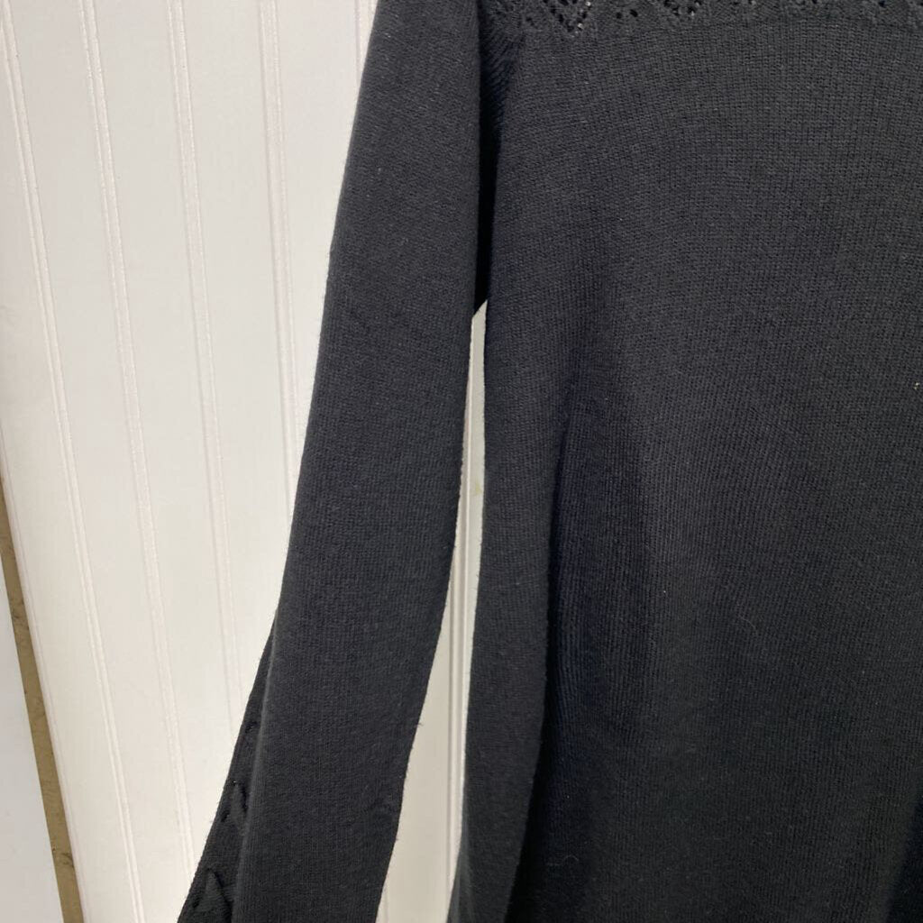 LIGHTWEIGHT SWEATER