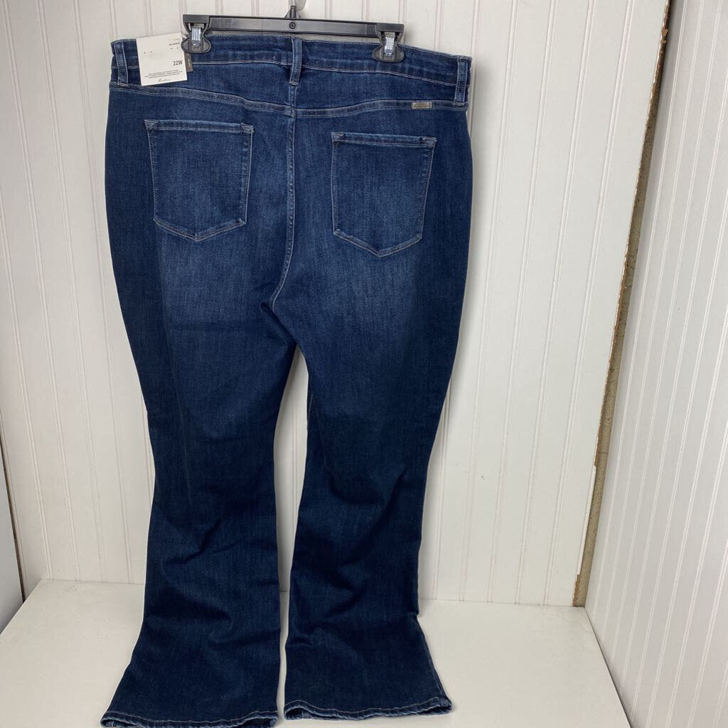 BOOT CUT JEANS