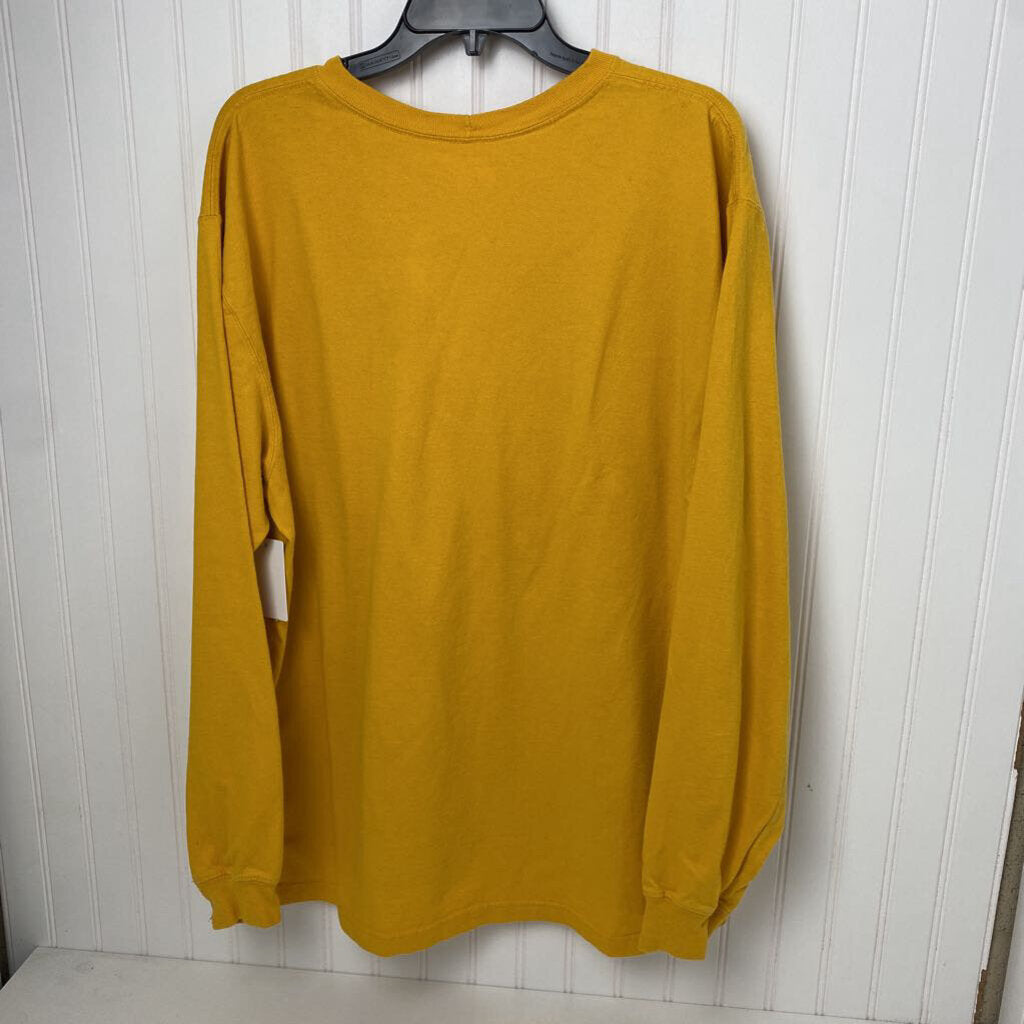LONG SLEEVED POCKET TEE
