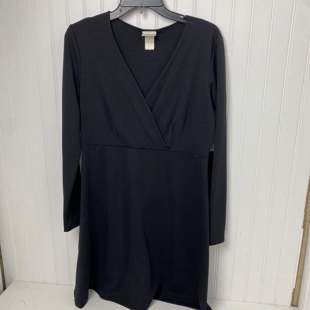 LONG SLEEVED DRESS