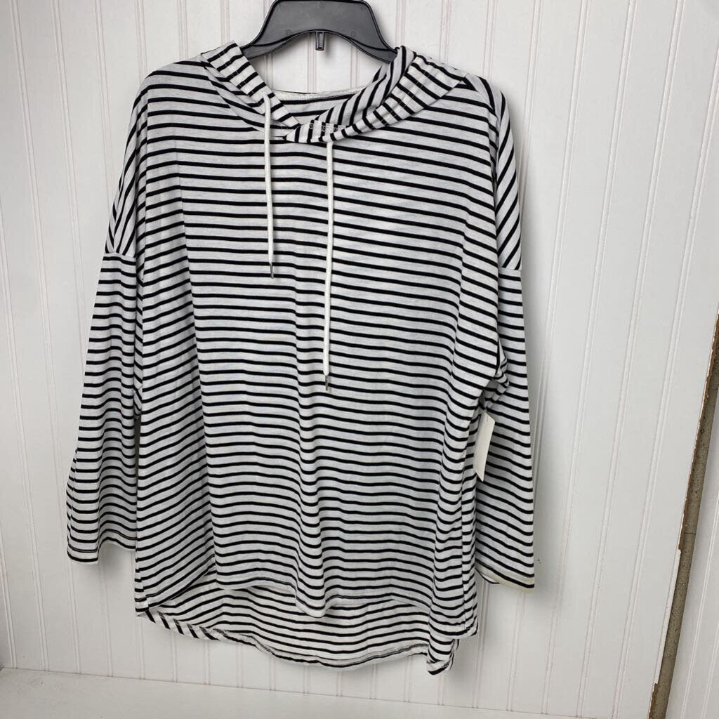 HOODEDLONG SLEEVED