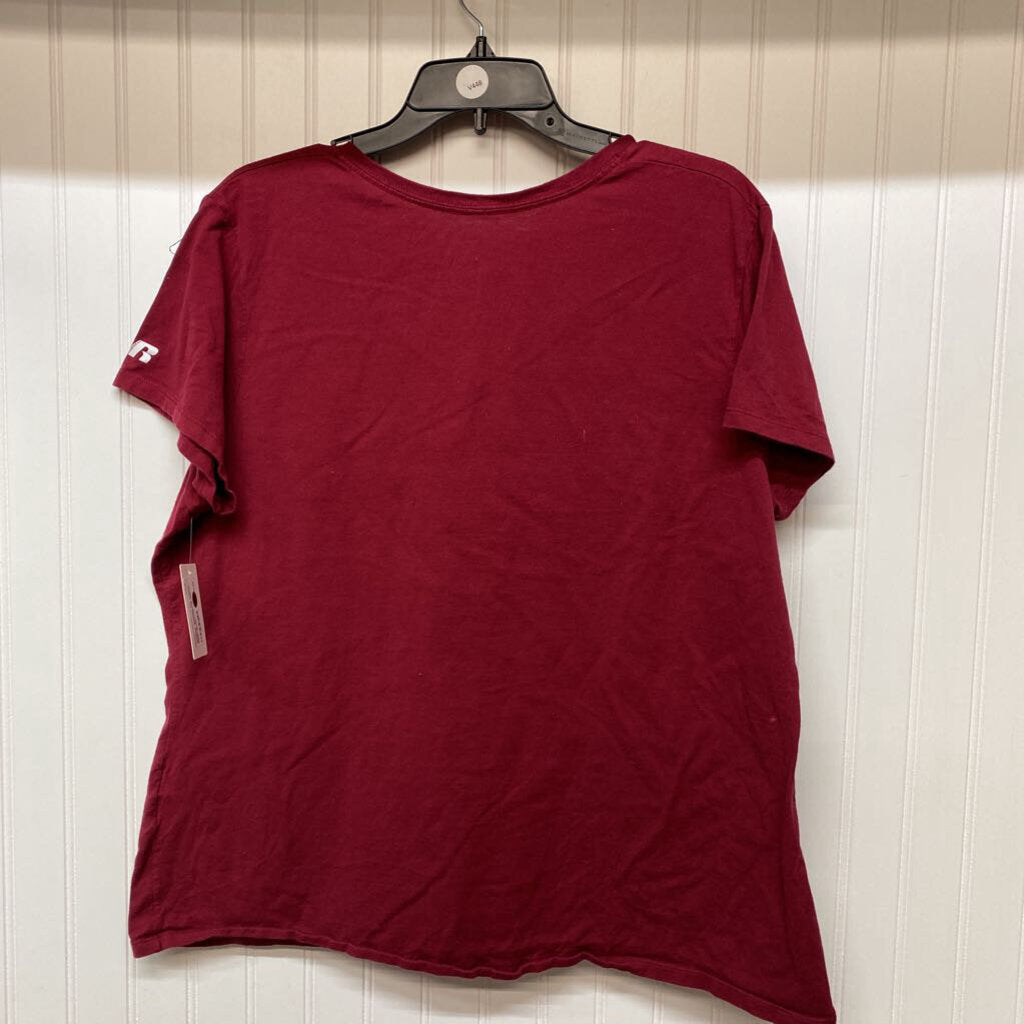 *VNECK GRAPHIC RAZORBACK