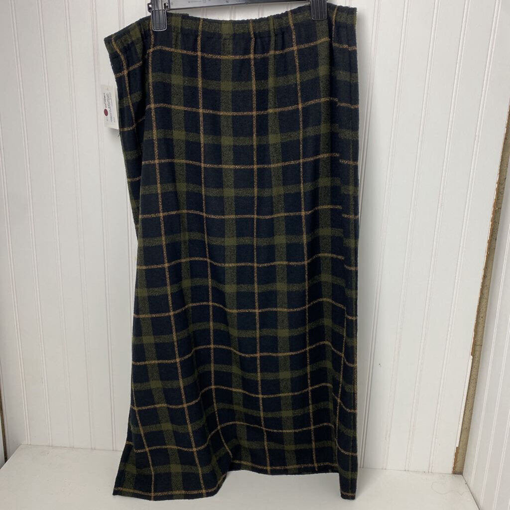 LONG PLAID SKIRT