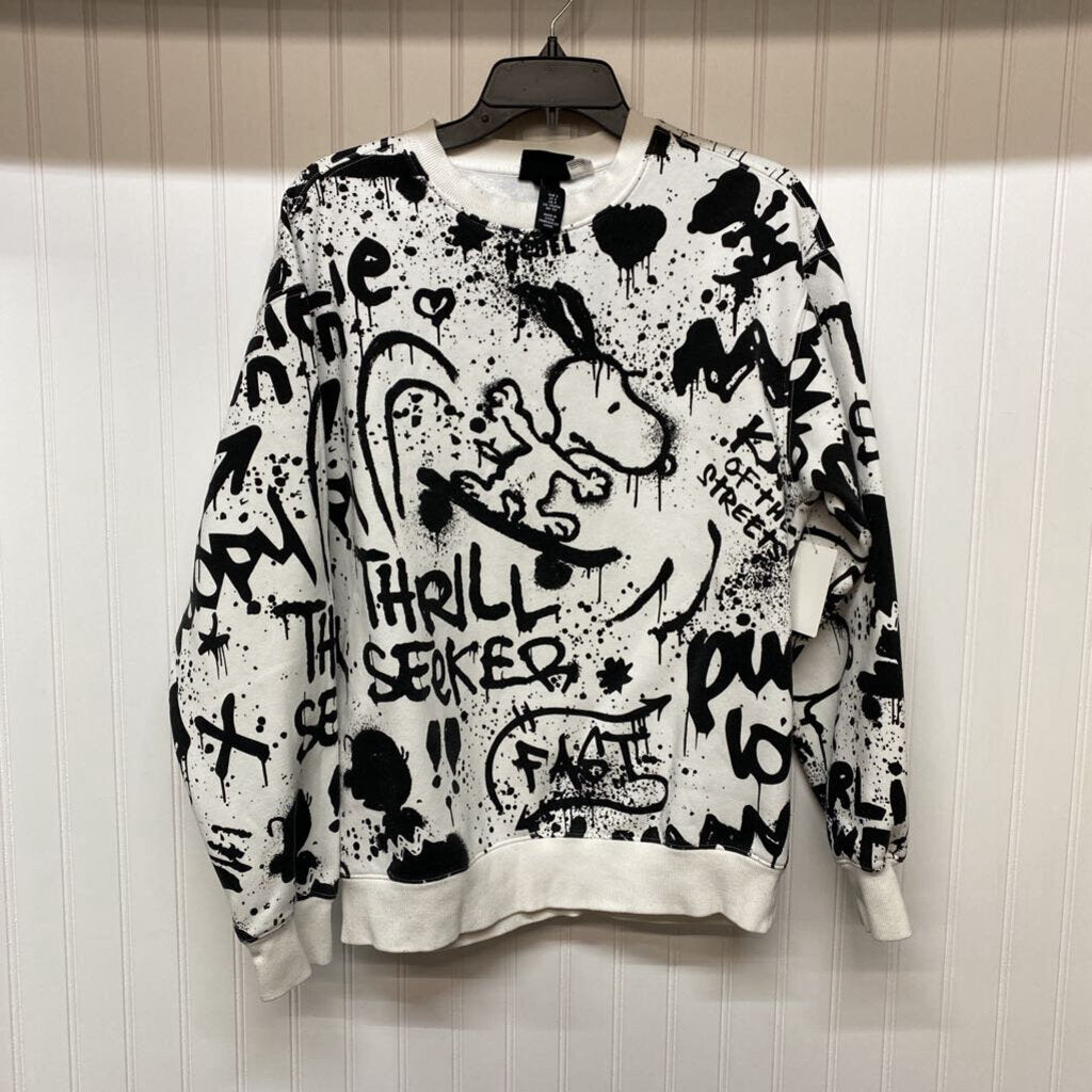 *SNOOPY GRAPHIC SWEATSHIRT