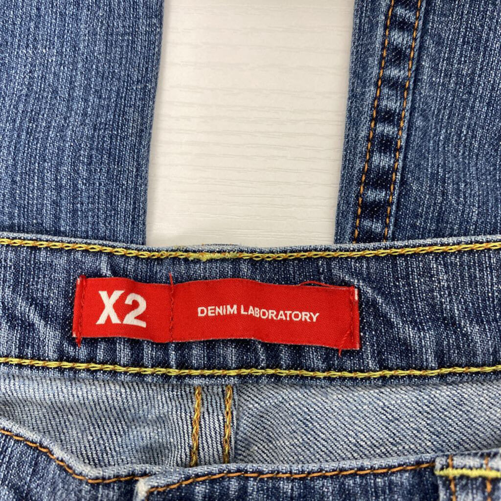 LOW RISE JEANS