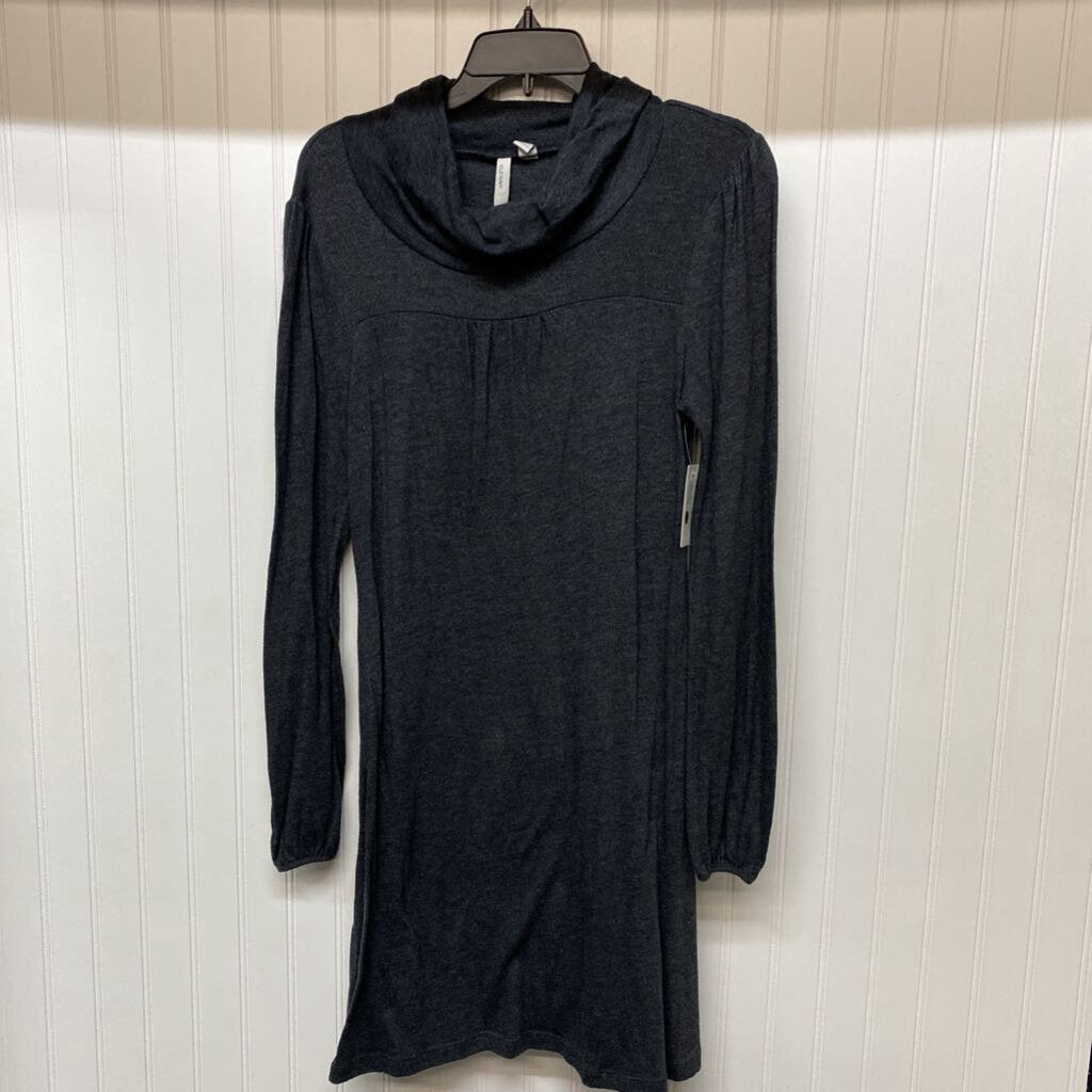 LONG SLEEVE SHORT DRESS