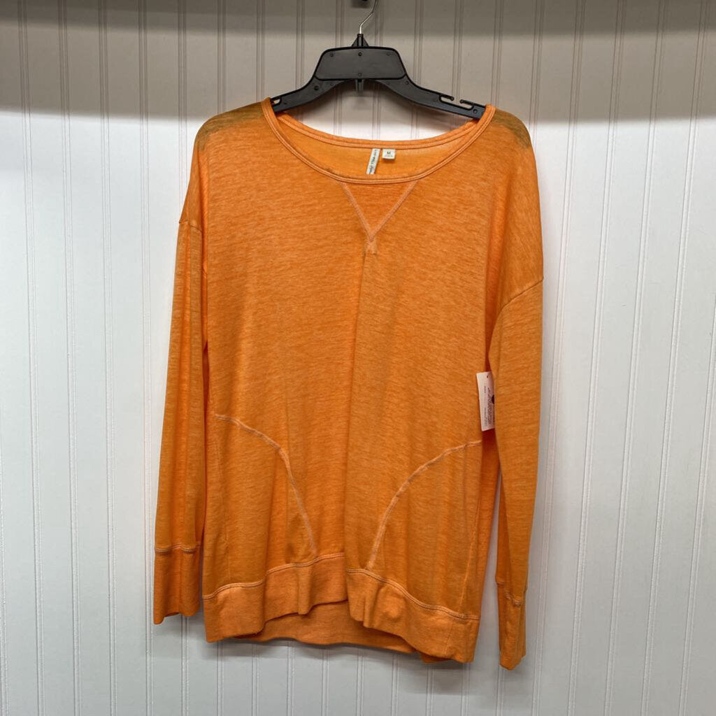 LONG SLEEVE KNIT TOP