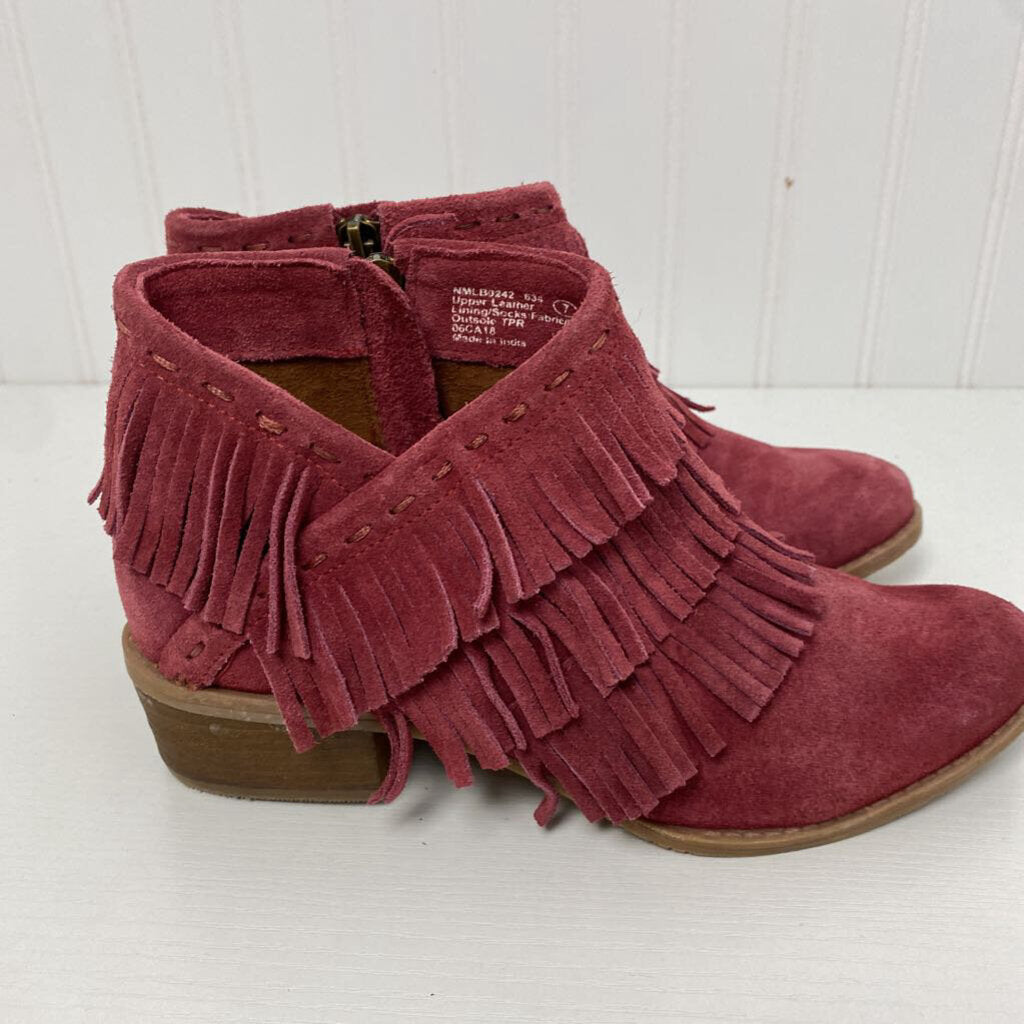 FRINGED SUEDE ANKLE BOOTS