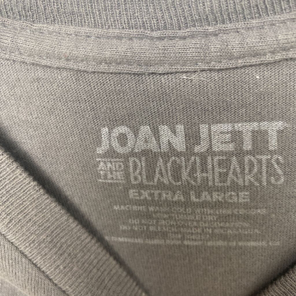 JOANE JETT GRAPHIC TEE