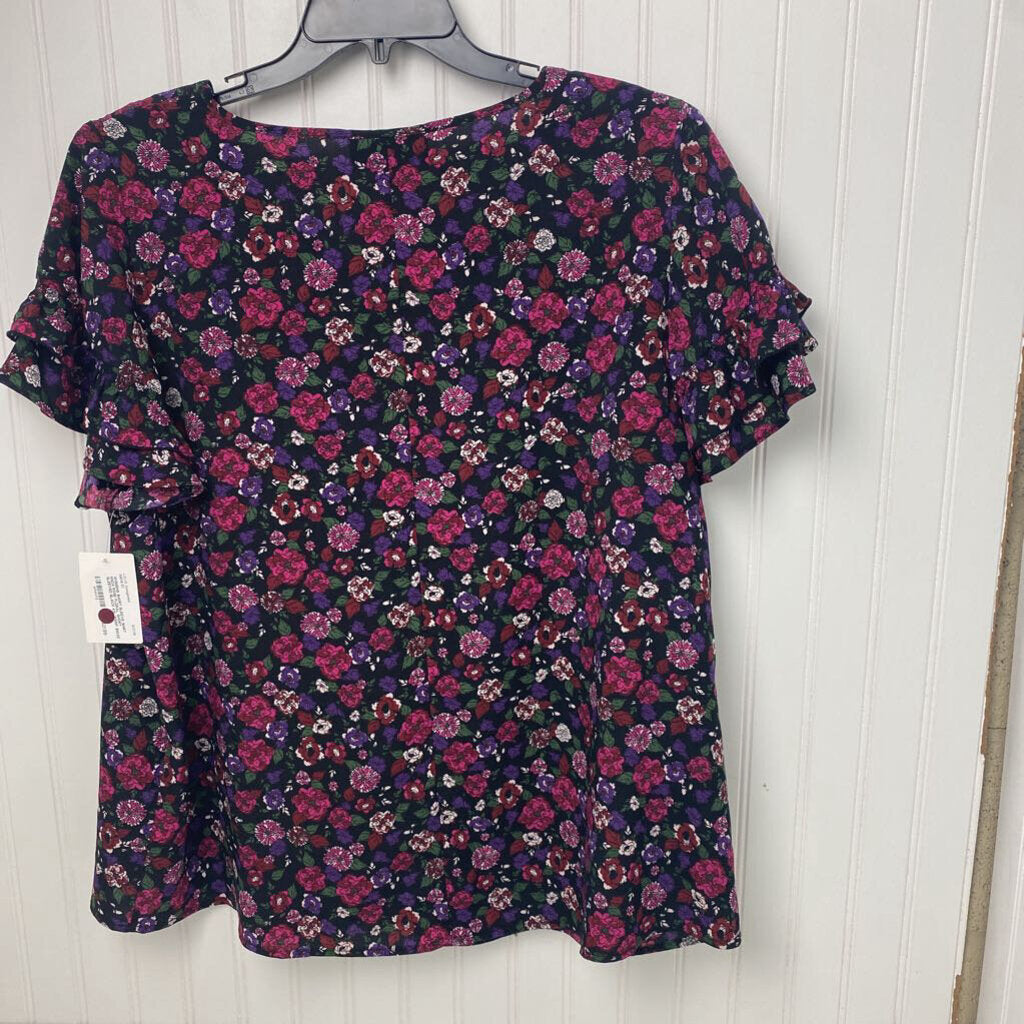 FLORAL SHORT SLEEVED