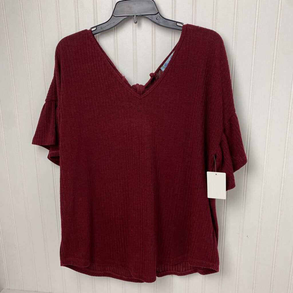 SHORT SLEEVE KNIT TOP