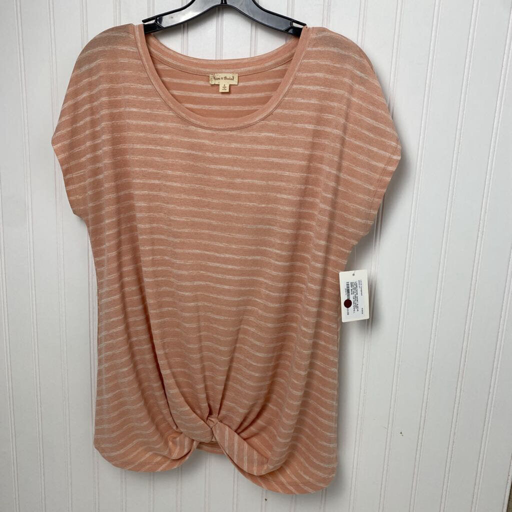 SHORT SLEEVE KNIT TOP
