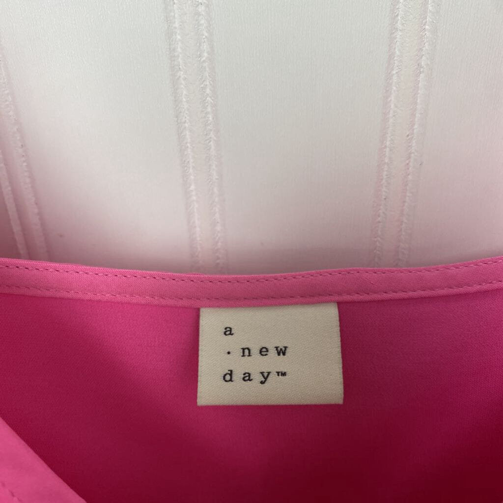 V NECK CAMI TOP