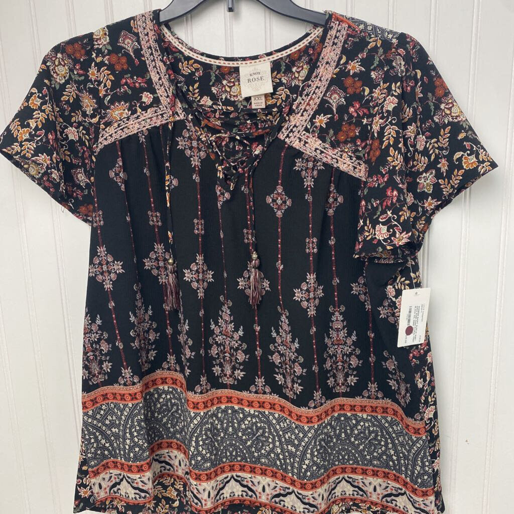 DARK FLORAL PRINT