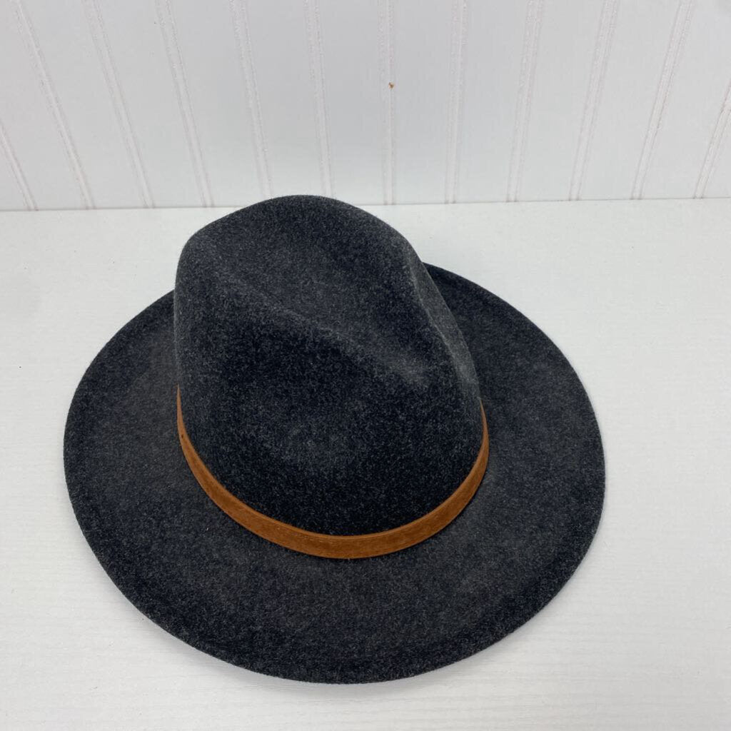 LADIES FELT HAT