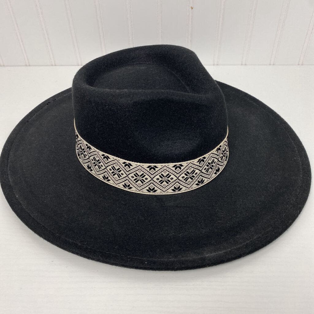 LADIES FELT HAT