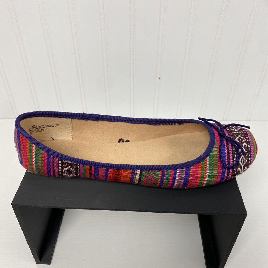 LADIES FLATS