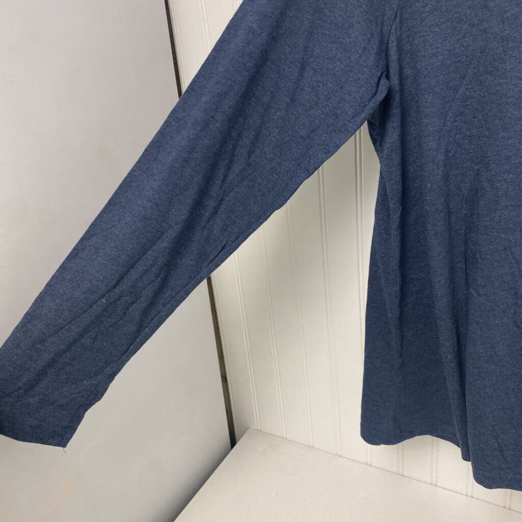BASIC LONG SLEEVED TEE