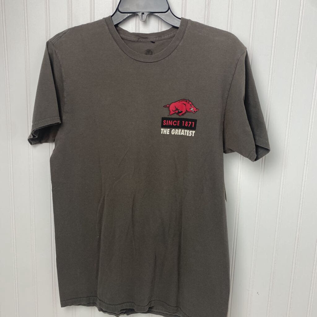 GRAPHIC TEE