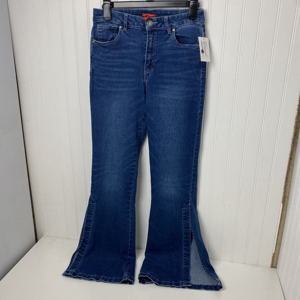 FLARED LEG JEANS