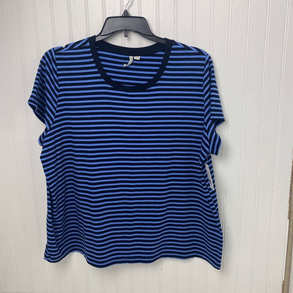 STRIPED SHORT SLEEVED