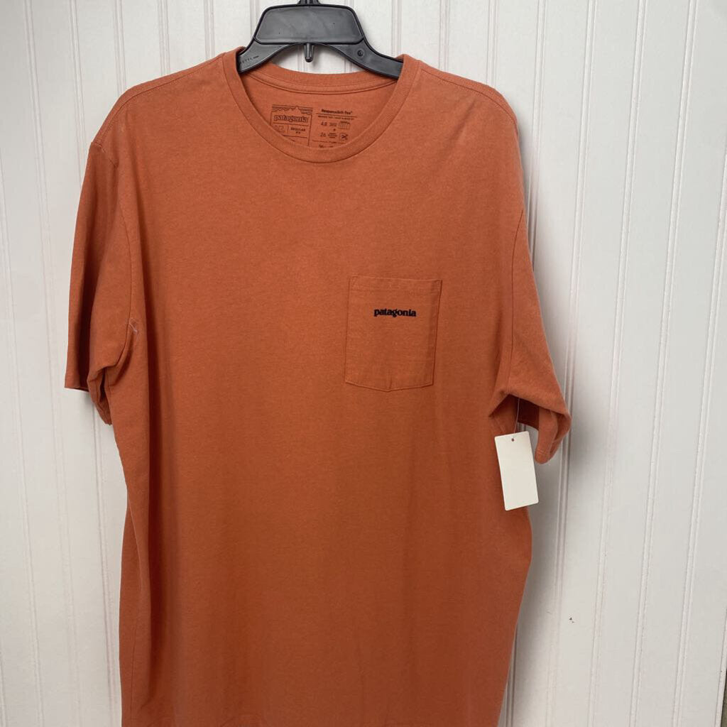 SHORT SLEEVE GRAPHIC TEE