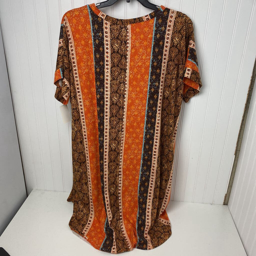 SHORT SLEEVED V NECK