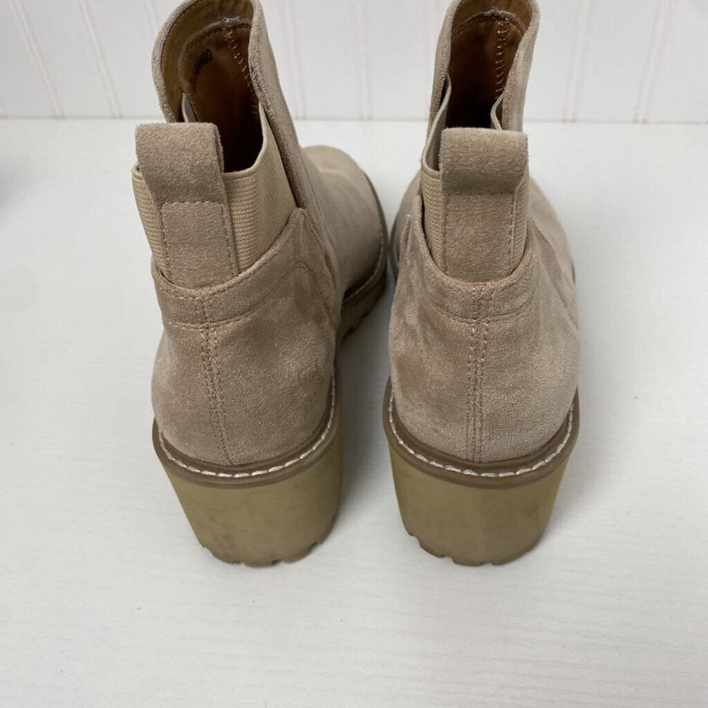 FAUX SUEDE ANKLE BOOTS