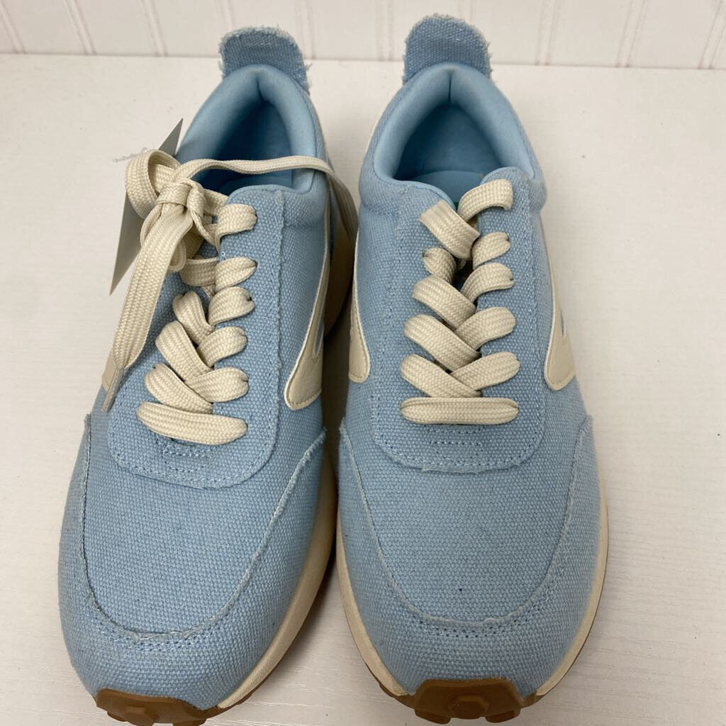 LADIES TENNIS SHOES