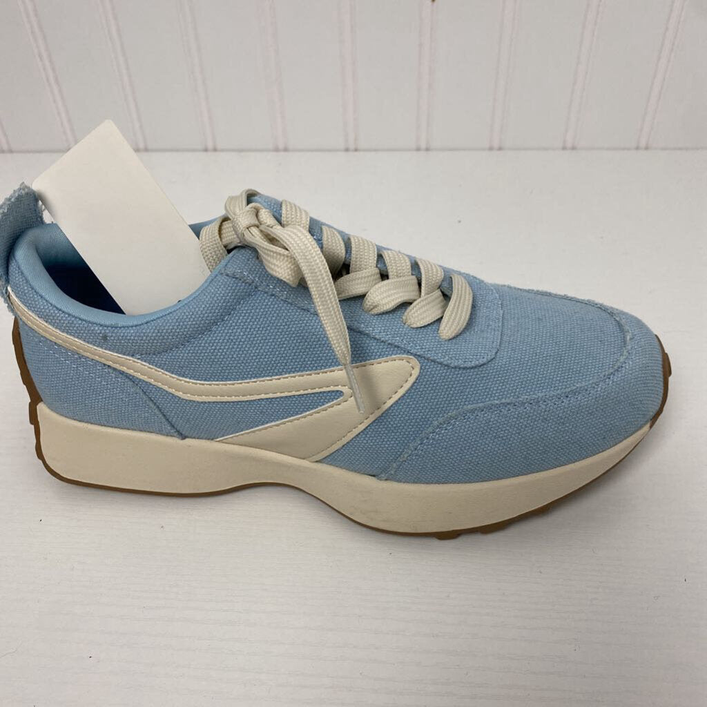 LADIES TENNIS SHOES