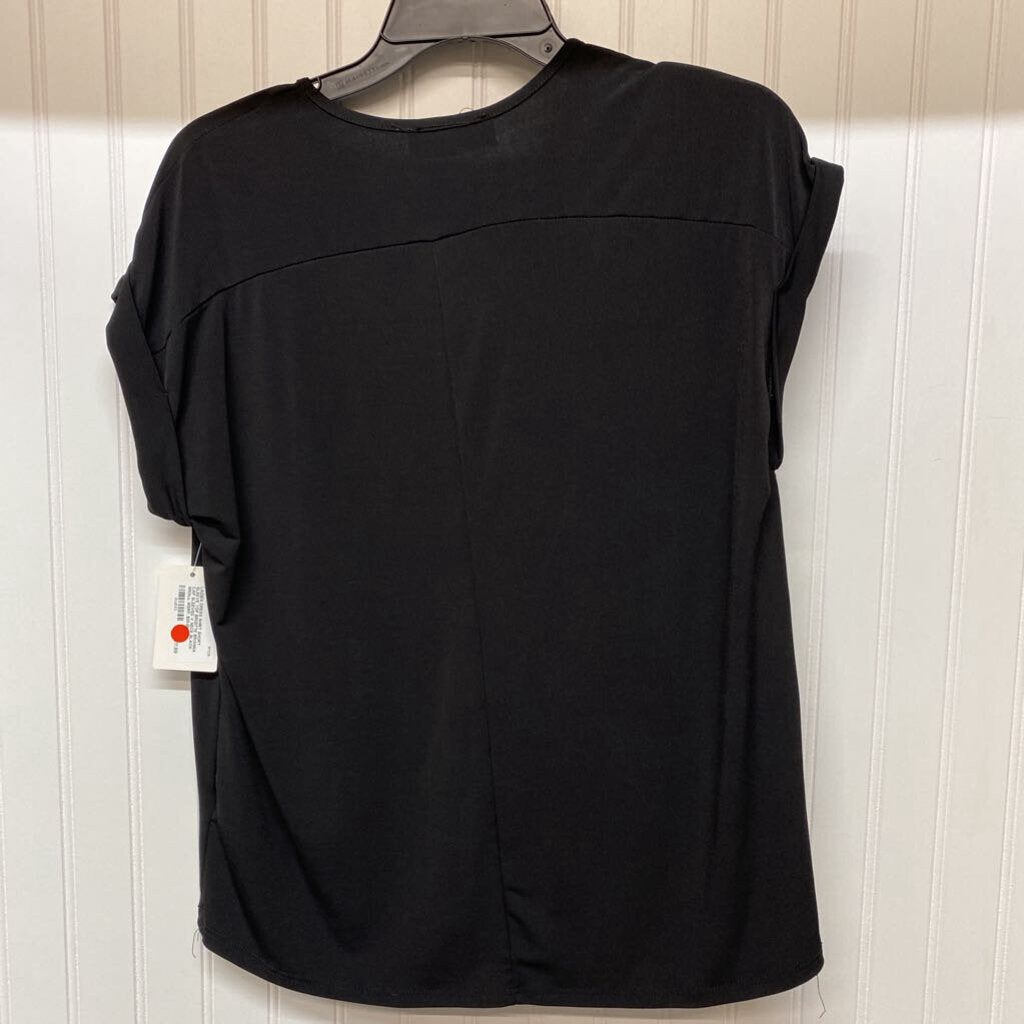 CAP SLEEVED V NECK