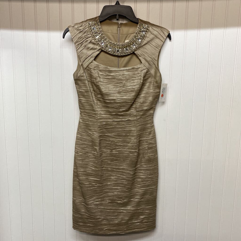 BEADED NECKLINE SLEEVLESS