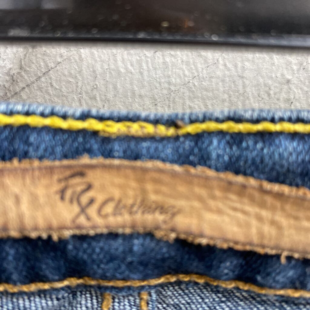 BOOT CUT JEANS