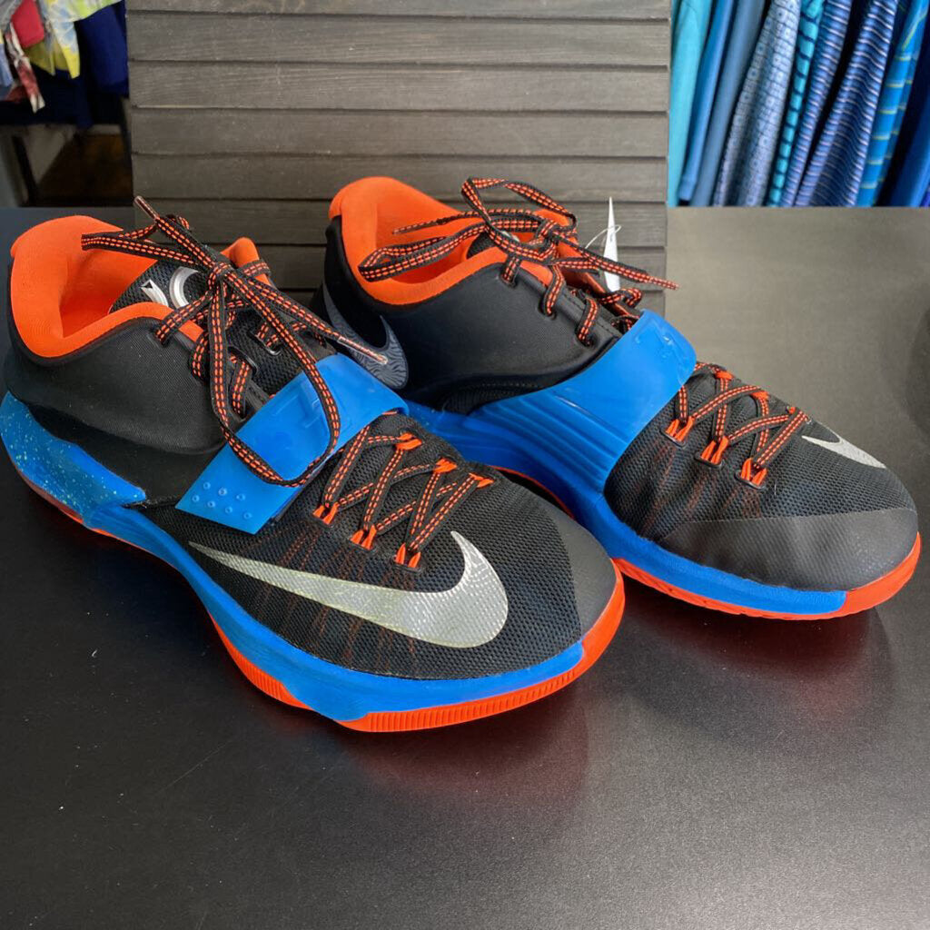 MENS TENNIS SHOES