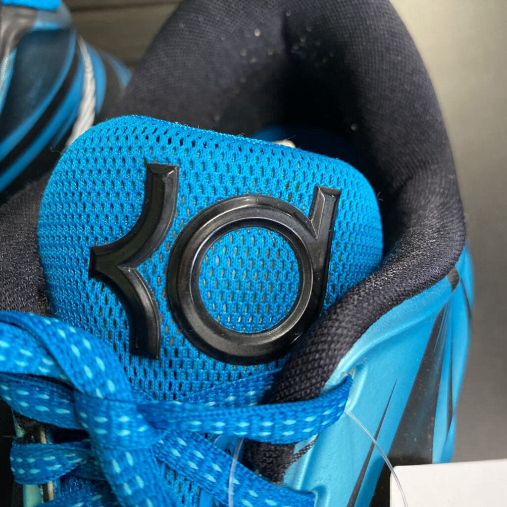 MENS TENNIS SHOES
