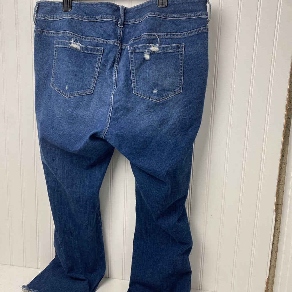 FLARE JEANS
