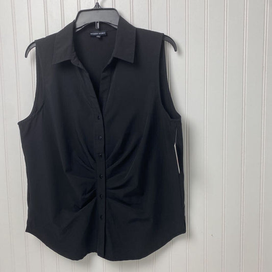 SLEEVELESS BUTTON UP