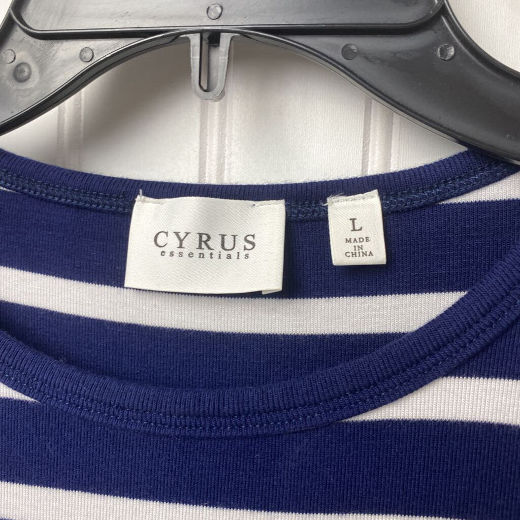SHORT SLEEVE KNIT TOP
