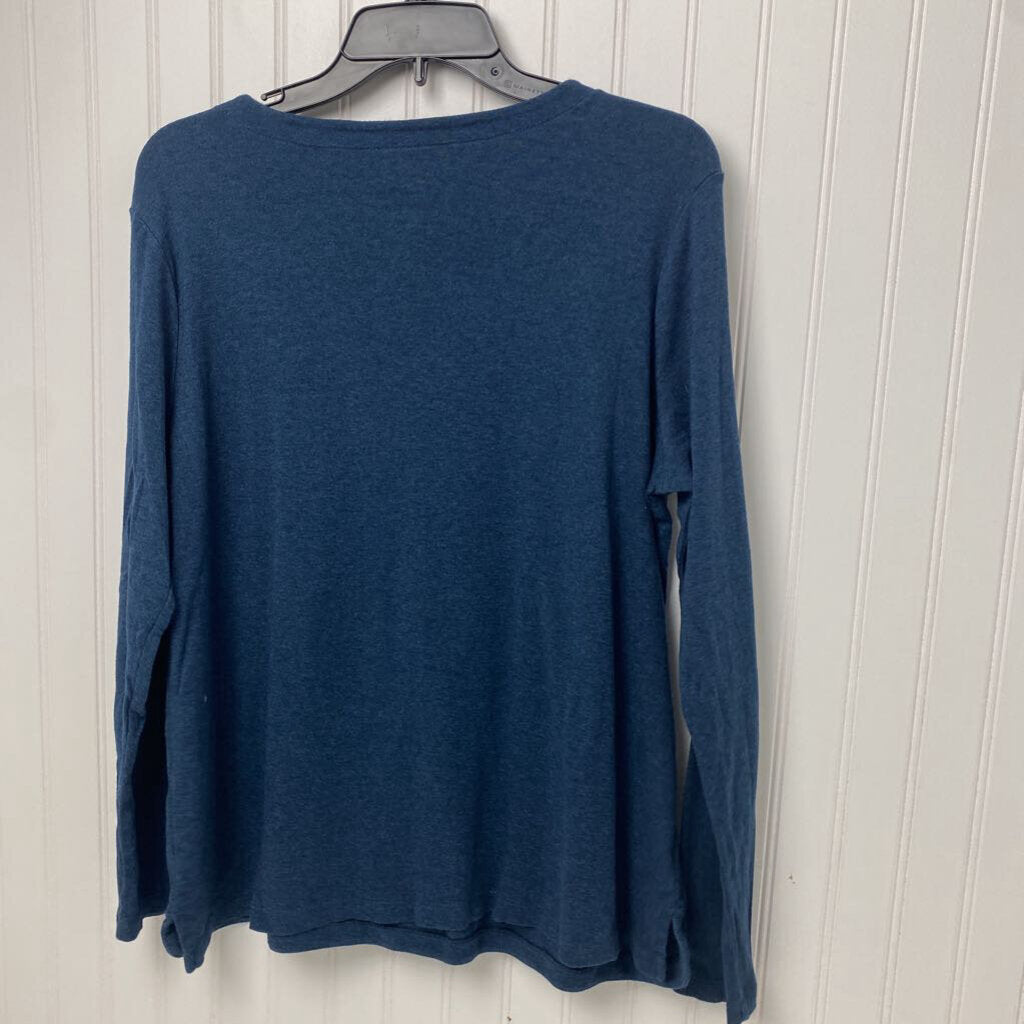 *BASIC LONG SLEEVE BLUE TOP