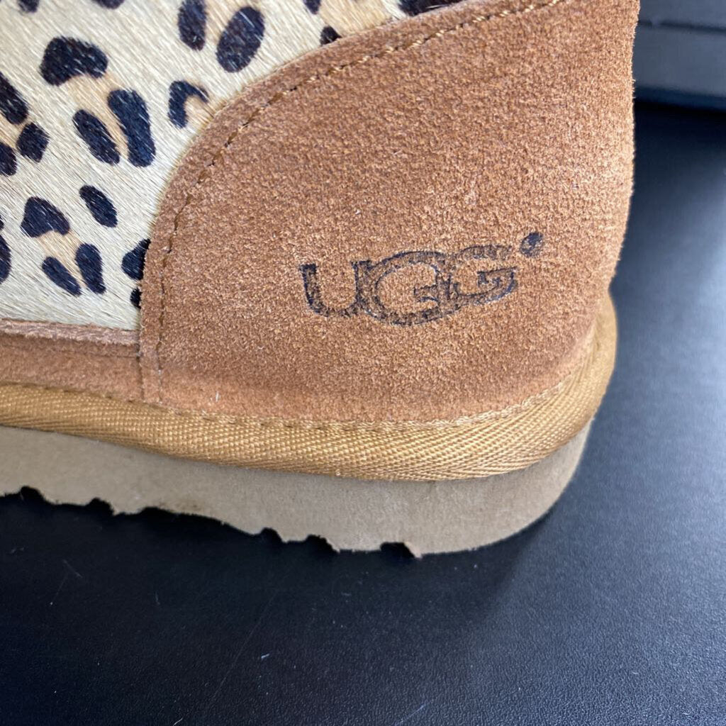 FUR LINED ANKLE BOOT