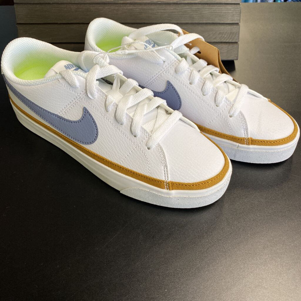 TENNIS SHOES