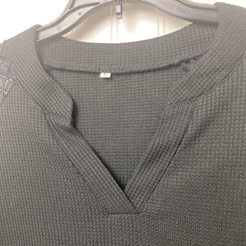 LONG SLEEVE KNIT TOP