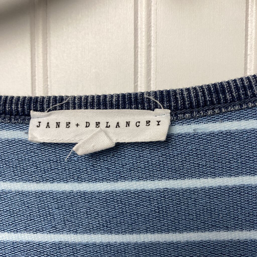 LONG SLEEVE STRIPED TOP