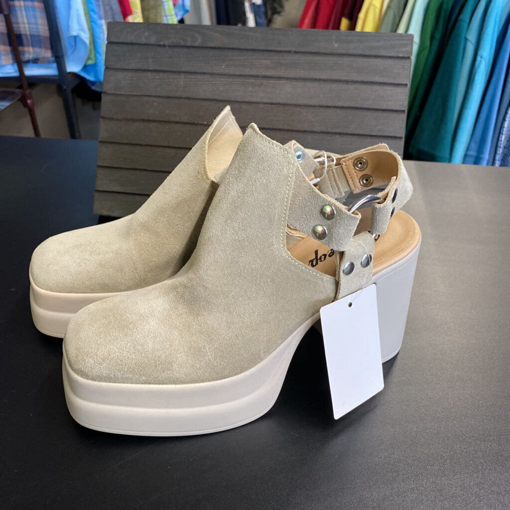 SUEDE ANKLE STRAP MULES