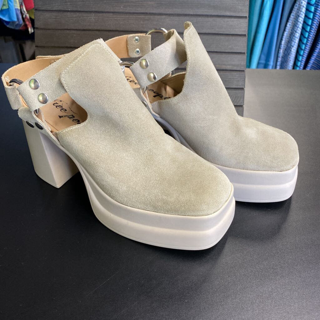 SUEDE ANKLE STRAP MULES