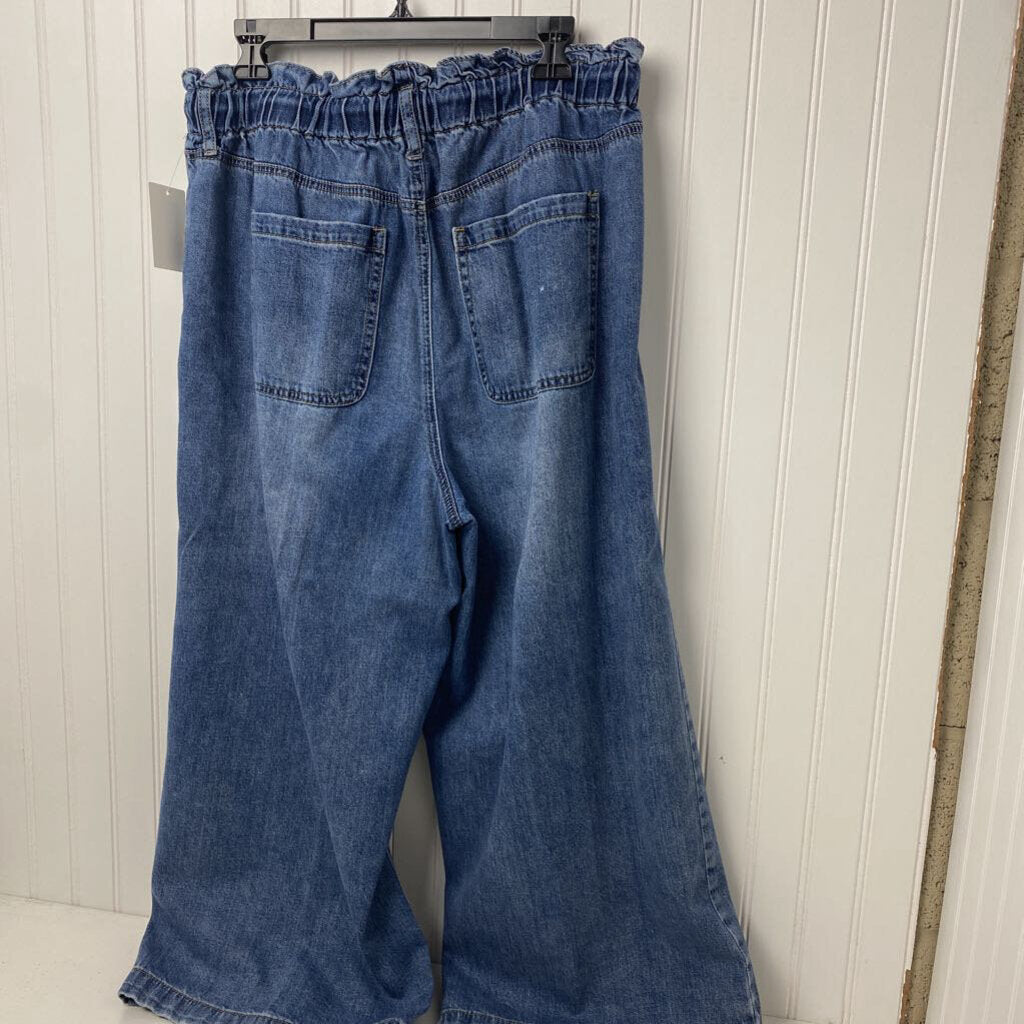 CROPPED WIDE LEG JEANS