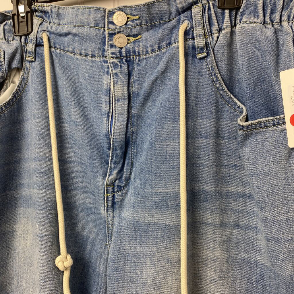 CROPPED WIDE LEG JEANS