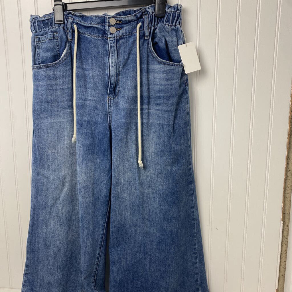 CROPPED WIDE LEG JEANS